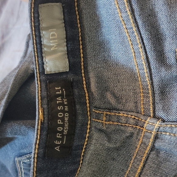 Aeropostale designed in NYC MIDI size 6 shorts - Picture 7 of 7